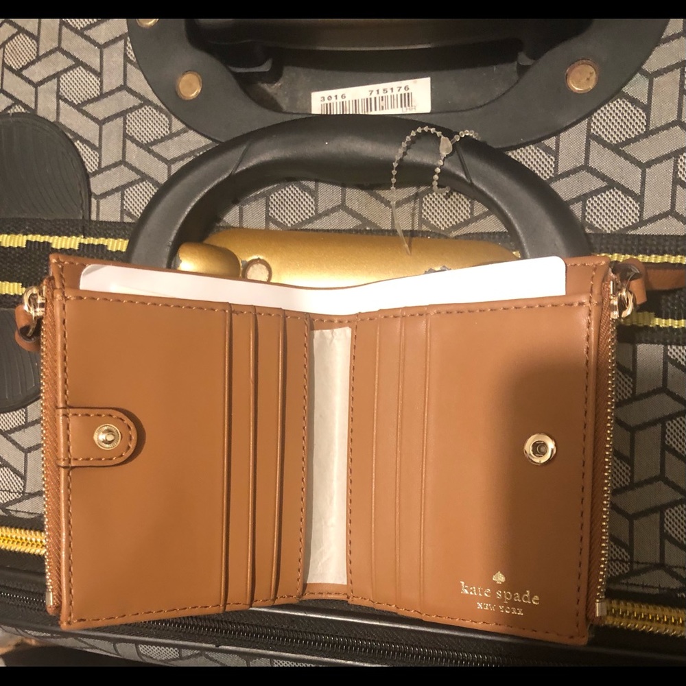 Kate spade wallet - Picture 4 of 8